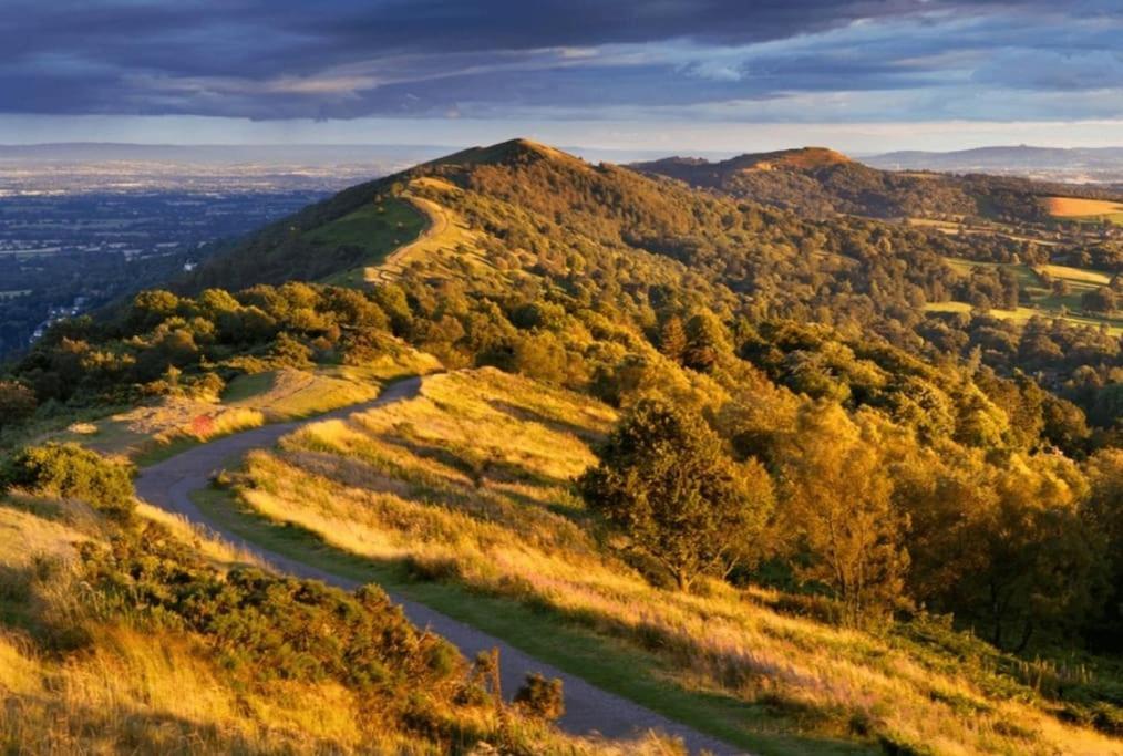 Charming Malvern Cottage With Outstanding Views Malvern Wells Dış mekan fotoğraf